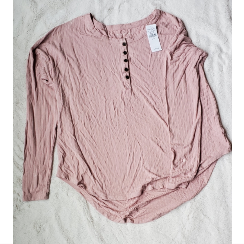 NWT American Eagle Soft Pink Henley